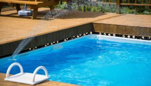pollbau kosten: Kosten rund um den Bau eines Swimmingpools aus edelstahl, GFK oder ein Stahlrahmenbecken für den Garten